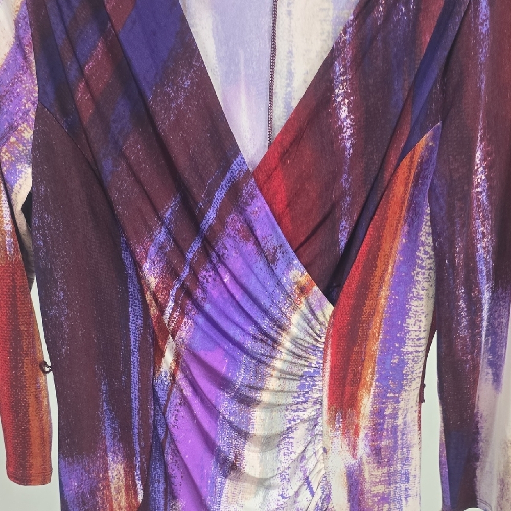 Dana Buchman Purple and Red Sheath Dress with Plunge Neckline - Picture 4 of 7